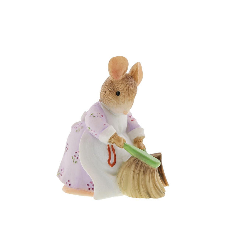 Beatrix Potter Miniature Figurine - Hunca Munca Brush and Dustpan