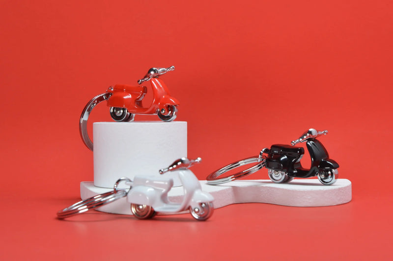 Metalmorphose - Keychain Scooter
