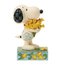 Peanuts by Jim Shore - Snoopy with Daffodils